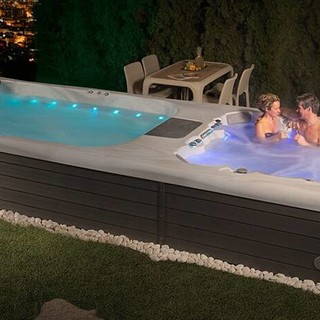 Organizza la tua area wellness con minipiscina e sauna