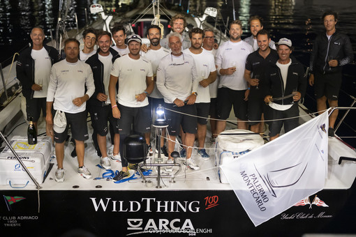 Maxi di 100’ Arca SGR di Guido e Adalberto Miani con lo skipper Furio Benussi vincono la Palermo Montecarlo
