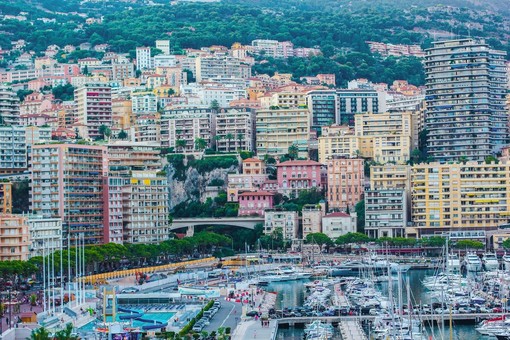 Settembre in Principato: cultura, spettacoli, arte, economia e grandi appuntamenti Settembre in Principato: cultura, spettacoli, arte, economia e grandi appuntamenti