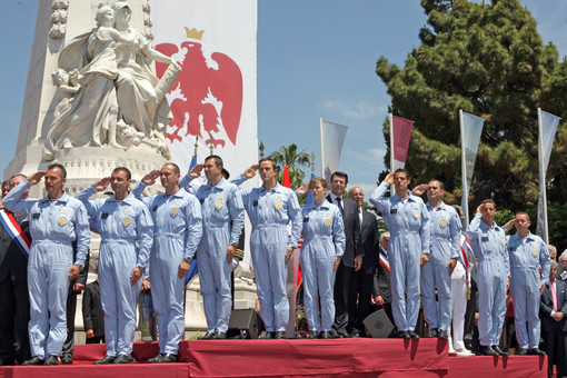 Un po' di storia e come vengono scelti i 9 piloti della Patrouille de France Un po' di storia e come vengono scelti i 9 piloti della Patrouille de France