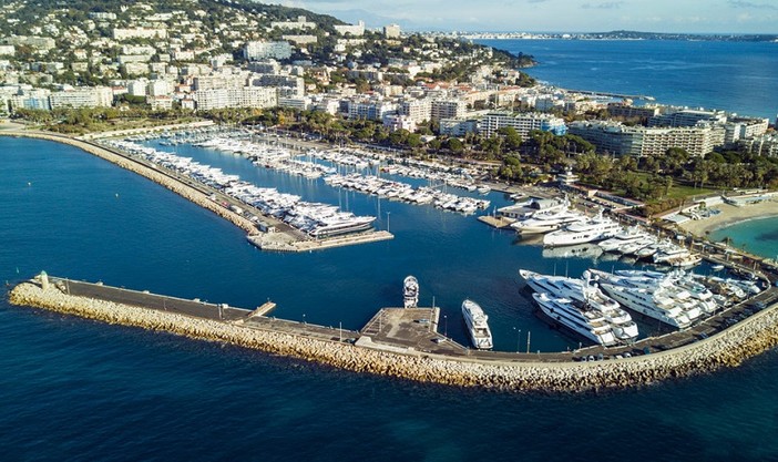 Port Canto a Cannes Port Canto a Cannes