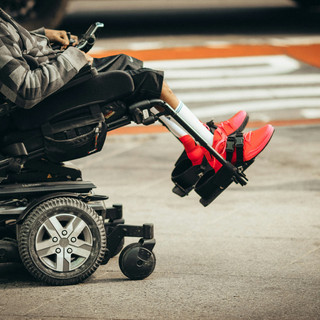 Monaco rafforza la politica sociale: approvate due leggi su disabilità, invecchiamento e sostegno ai caregiver