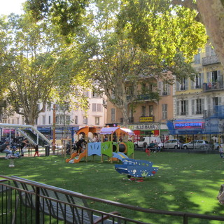 E’ di 105 milioni di euro l’impegno finanziario del Dipartimento delle Alpi Marittime a favore dell’infanzia