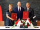 Da sinistra a destra: Isabelle Berro-Amadeï, Consigliere-Ministro per le Relazioni Esterne e la Cooperazione di Monaco, il Principe Alberto II e Dr. Vivian Balakrishnan, Ministro degli Affari Esteri di Singapore. Da sinistra a destra: Isabelle Berro-Amadeï, Consigliere-Ministro per le Relazioni Esterne e la Cooperazione di Monaco, il Principe Alberto II e Dr. Vivian Balakrishnan, Ministro degli Affari Esteri di Singapore.