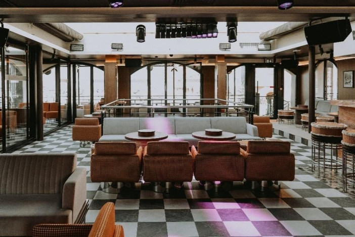 La Rascasse - locale leggendario del Porto di Monaco. Foto: © Monte-Carlo Société des Bains de Mer.