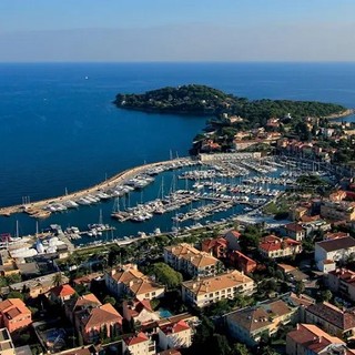 Saint-Jean-Cap-Ferrat dedica al proprio mare il mese di aprile