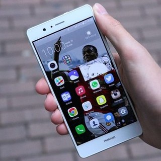Novità nelle scuole francesi: vietati smartphone e tablet