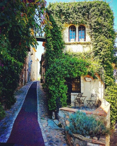 "Lo scorcio" di Silvia Regoli