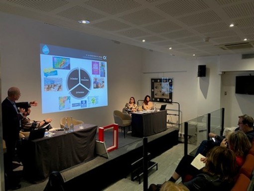 Atelier de sensibilisation des hôteliers au risque inondation (c) CACPL Atelier de sensibilisation des hôteliers au risque inondation (c) CACPL