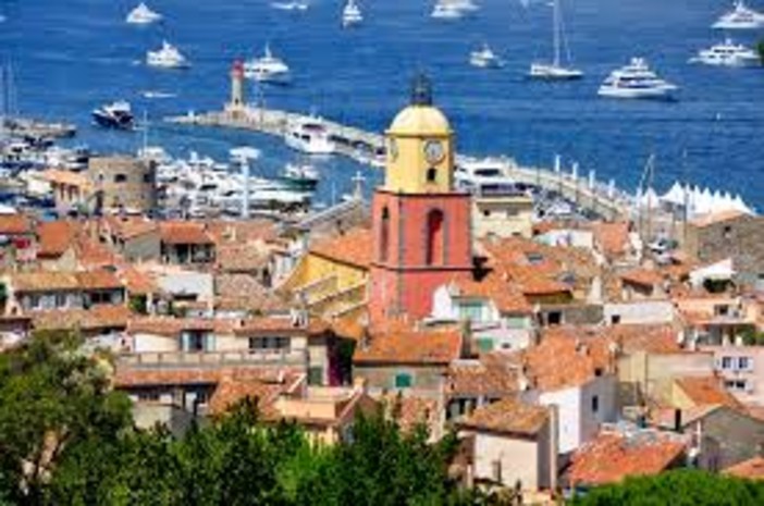 Saint-Tropez: la storia di un borgo ligure in Francia Saint-Tropez: la storia di un borgo ligure in Francia