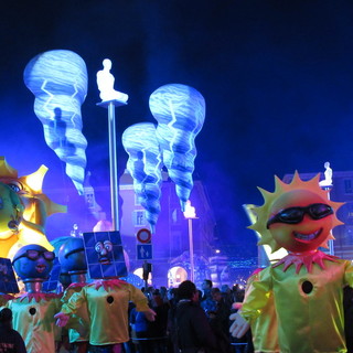 Torna il Corso Carnevalesco in notturna, questa sera, a Nizza