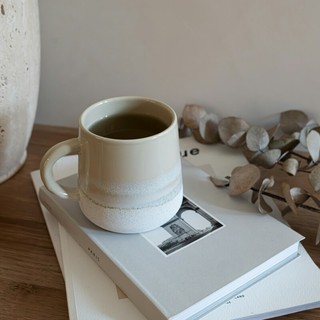 Come creare un angolo lettura e relax davvero accogliente in casa Come creare un angolo lettura e relax davvero accogliente in casa