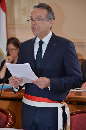 Monaco, per Marsan resta il divieto di avvicinare i commercianti del mercato de La Condamine e della Halle