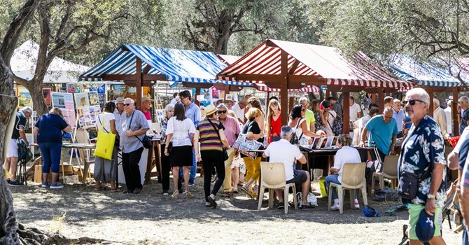 Nizza, il giardino di Cimiez diventa una piazza della memoria: musica, sapori e storie dei rimpatriati
