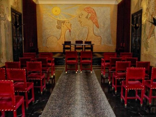 Tutti i giovedì a Mentone visita alla Salle des Mariages di Jean Cocteau