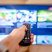 Guida TV: cosa vedere stasera tra grandi cult, action e cinema d’autore