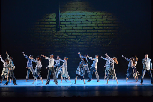 &quot;Suite poetica&quot; al Teatro Astra di Torino: Adriana Cava Dance Company e la pirouette unite nella poesia della danza