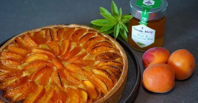 Tarte amandine aux abricots, ricetta, ghiottoneria, gastronomia Tarte amandine aux abricots, ricetta, ghiottoneria, gastronomia