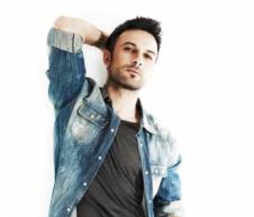 Tarkan in concerto a Monaco per il Monte-Carlo Sporting Summer Festival 2014 Tarkan in concerto a Monaco per il Monte-Carlo Sporting Summer Festival 2014