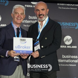 uBroker vola e conquista il Business International Finance Award 2024 uBroker vola e conquista il Business International Finance Award 2024