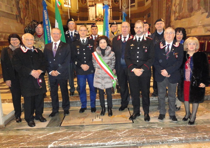 Maria Salamone alla festa dell’ANC Sezione di Ventimiglia che ha celebrato la Santa Patrona &quot;Virgo Fidelis&quot;
