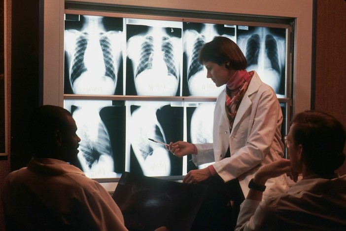 Crediti ECM e professioni tecniche: l'aggiornamento asincrono per padroneggiare l'evoluzione delle tecnologie diagnostiche Crediti ECM e professioni tecniche: l'aggiornamento asincrono per padroneggiare l'evoluzione delle tecnologie diagnostiche