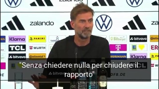 Germania, Klopp ct si presenta con l'aut aut: "Se toccate la mia famiglia me ne vado" Germania, Klopp ct si presenta con l'aut aut: "Se toccate la mia famiglia me ne vado"