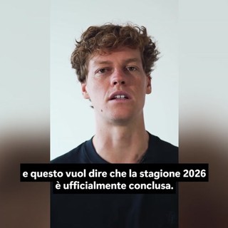 Sinner, stagione 2026 è finita: "Ho bisogno di cure per il ginocchio". Il video annuncio