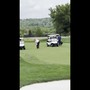 Trump e il colpo vincente a golf: "Io ho talento e voi no" Trump e il colpo vincente a golf: "Io ho talento e voi no"