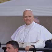 Papa Leone XIV, Stadio Louis II di Monaco.