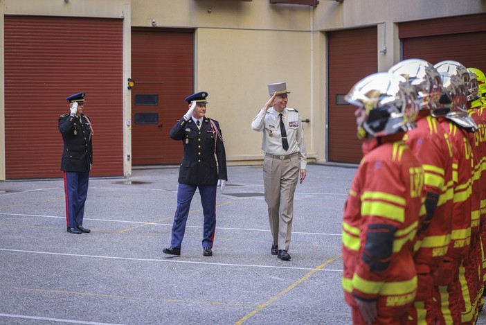 Il Generale Pierre de Villeneuve in visita ufficiale al Corpo dei Vigili del Fuoco. ©Direzione della Comunicazione – Stéphane Danna