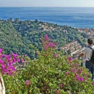 Parvis del Monastère de l’Annonciade, visita guidata fino al 10 aprile 2026.
