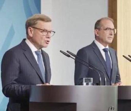 Droni esplosivi a Lipsia, Ischinger: “Se è un atto di guerra, chiamiamolo atto di guerra”