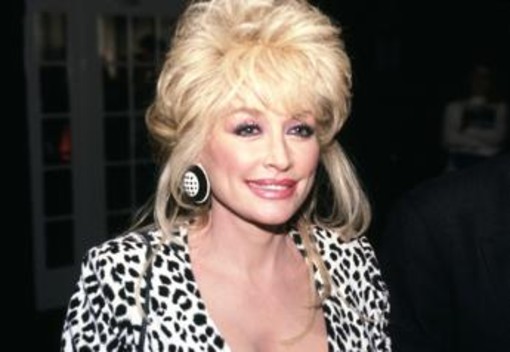 E' morta Dolly Parton, la star della musica country aveva 80 anni E' morta Dolly Parton, la star della musica country aveva 80 anni