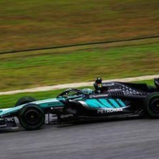 Gp Singapore in salita per Russell, penalizzato per un cambio di motore: partirà dal fondo Gp Singapore in salita per Russell, penalizzato per un cambio di motore: partirà dal fondo