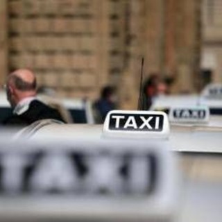 Taxi, sciopero nazionale il 15 dicembre: a novembre manifestazioni in tre città Taxi, sciopero nazionale il 15 dicembre: a novembre manifestazioni in tre città