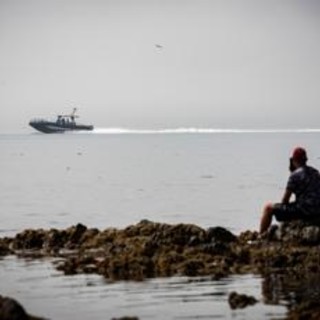 Ceuta, migranti dal Marocco arrivati a Gibilterra. El Mundo: "Venti persone bloccate" Ceuta, migranti dal Marocco arrivati a Gibilterra. El Mundo: "Venti persone bloccate"