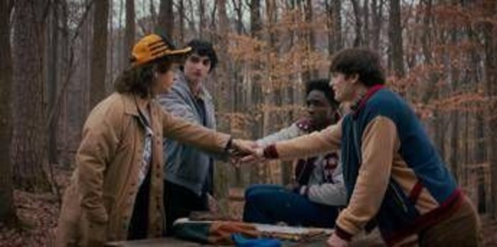 'Stranger Things', è ora del gran finale. Il cast: "L'eredità della serie è la magia dell'infanzia" 'Stranger Things', è ora del gran finale. Il cast: "L'eredità della serie è la magia dell'infanzia"