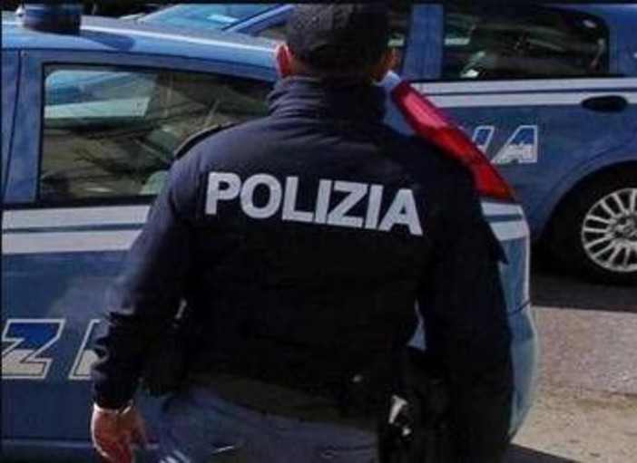 Incitavano alla Jihad e al martirio sui social, 2 fermi a Palermo e perquisizioni a 3 minori Incitavano alla Jihad e al martirio sui social, 2 fermi a Palermo e perquisizioni a 3 minori