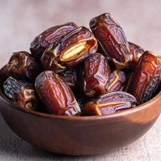 Datteri curano cuore e pressione, il consiglio del medico: "Due al giorno, non di più"