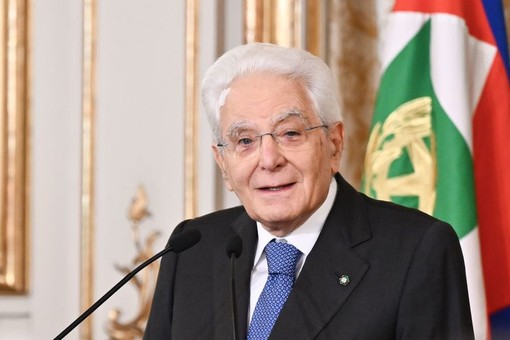 Mattarella “Abbiamo bisogno di costruttori di pace” Mattarella “Abbiamo bisogno di costruttori di pace”