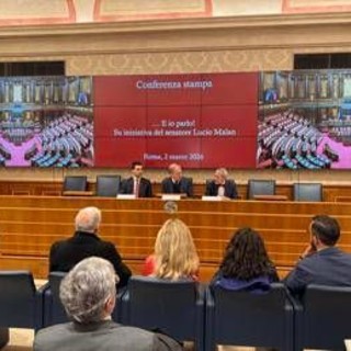 Pro Vita lancia campagna 'E io Parlo!': "Cdx modifichi 'norma bavaglio' su affissioni" Pro Vita lancia campagna 'E io Parlo!': "Cdx modifichi 'norma bavaglio' su affissioni"