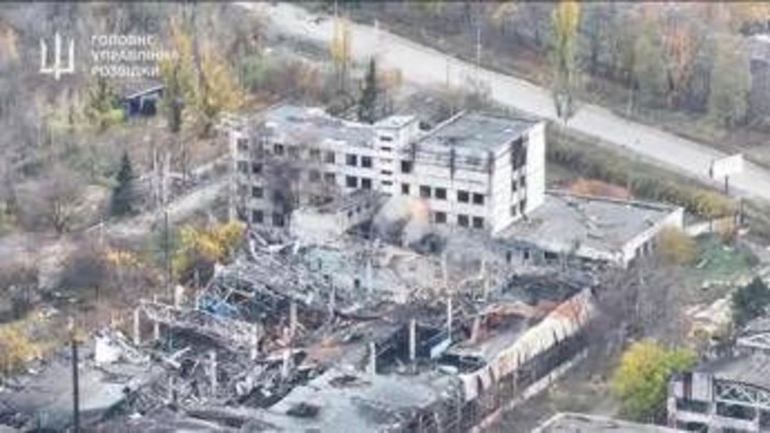 Ucraina, Russia frena attacco a Pokrovsk: pausa prima di assedio finale Ucraina, Russia frena attacco a Pokrovsk: pausa prima di assedio finale