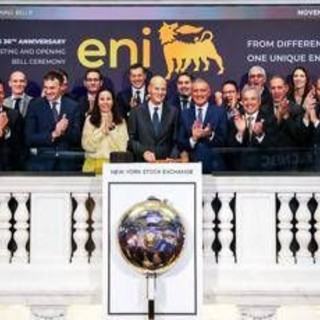 Eni celebra 30 anni di quotazione al Nyse, Descalzi: "Grazie a strategia risultati importanti" Eni celebra 30 anni di quotazione al Nyse, Descalzi: "Grazie a strategia risultati importanti"