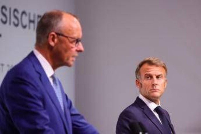 Germania boccia proposta Macron su eurobond