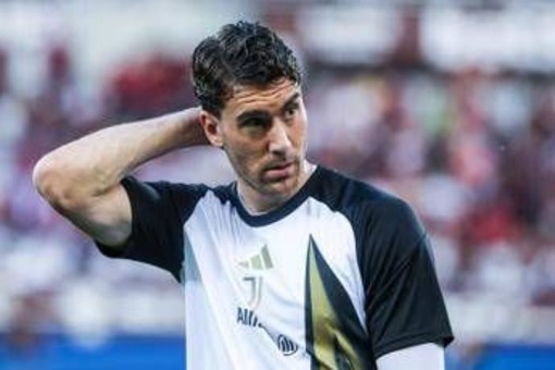 Juventus, Vlahovic e il rinnovo mancato: "Tante bugie, non giocavo solo perché in scadenza..."
