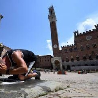 Caldo, oggi Italia in verde ma domenica torna il bollino giallo in due città Caldo, oggi Italia in verde ma domenica torna il bollino giallo in due città