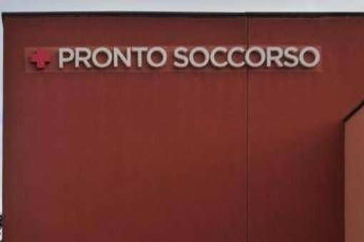 Milano, vola giù dalla finestra a scuola durante ricreazione: ferita 11enne Milano, vola giù dalla finestra a scuola durante ricreazione: ferita 11enne