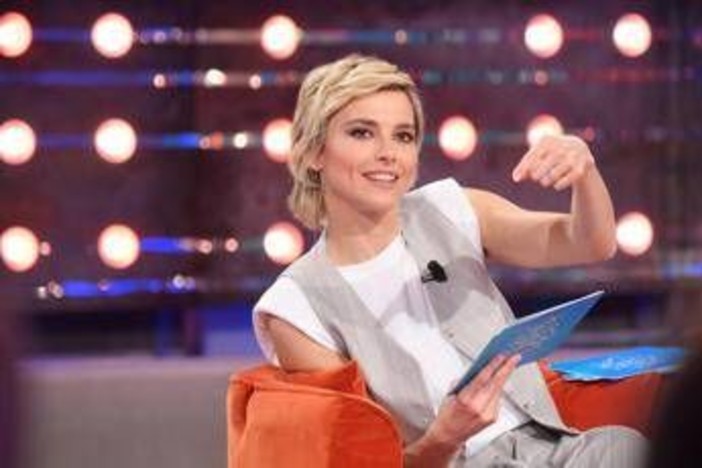 Da noi... a ruota libera, oggi domenica 17 maggio: gli ospiti di Francesca Fialdini