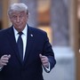Trump e la diplomazia dell'insulto, da Meloni al Papa l'attacco come strumento politico